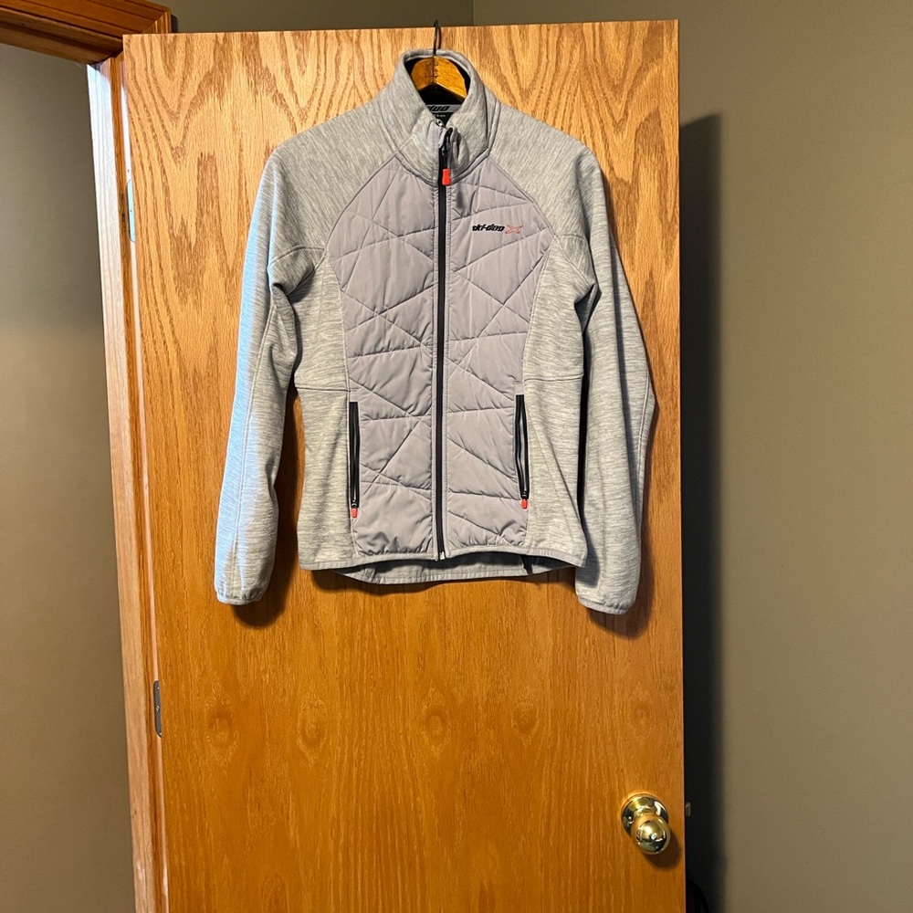 Eddie Bauer Women's Light Gray Quilted Hybrid Jacket